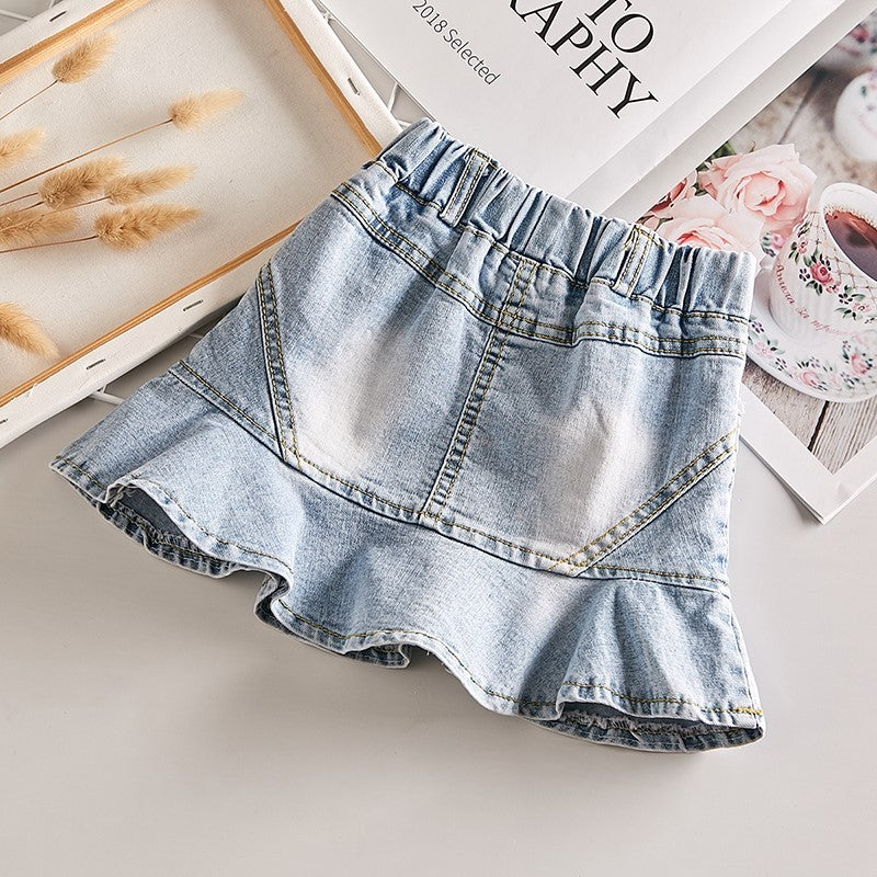 Girls' Denim Skirts And Are Fashionable Elegant